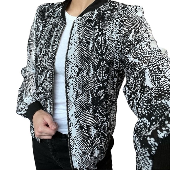 Philosophy Black and White Snakeskin Bomber Zip up Jacket - Picture 1 of 14